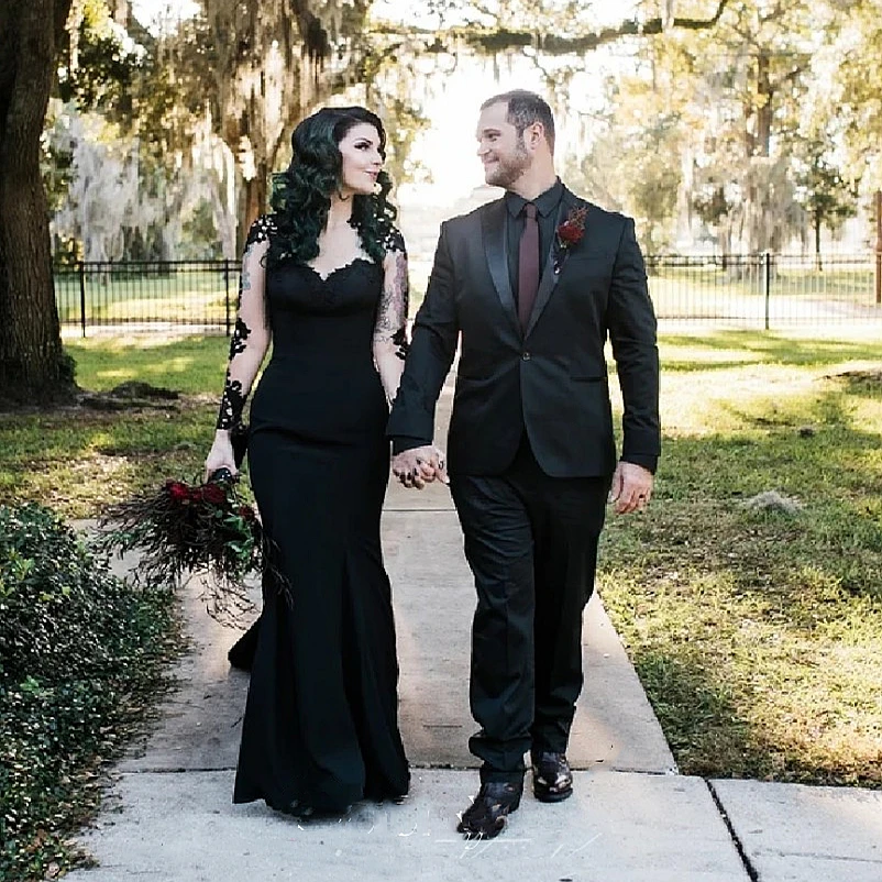 Capped Long Sleeve Black Wedding Dress Illusion Sexy Backless Mermaid Bridal Gowns Gothic Style Court Train Robe Customized
