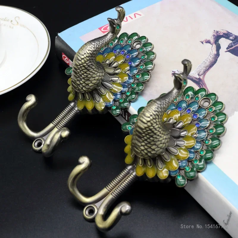 Creative Peacock Open Screen Hook, Wall Key Hook, Curtain Accessories, Home Decorative, 5 Colors, 2 Hooks, 1Pc
