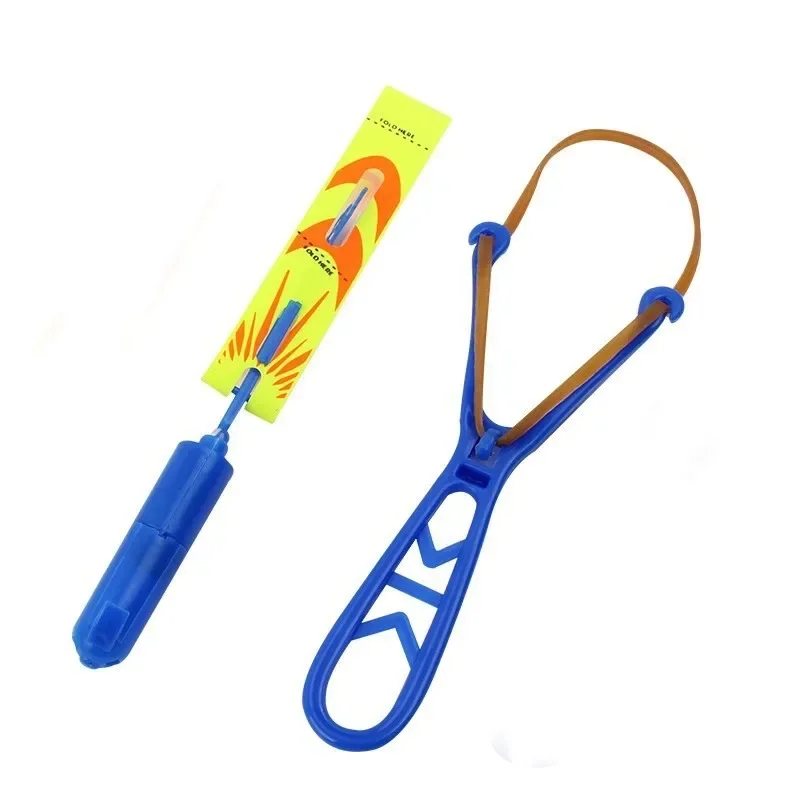 5/10 pezzi divertente fionda luminosa freccia volante LED illumina lampeggiante libellula bagliore per bambini giocattoli da festa regalo per illuminare il cielo