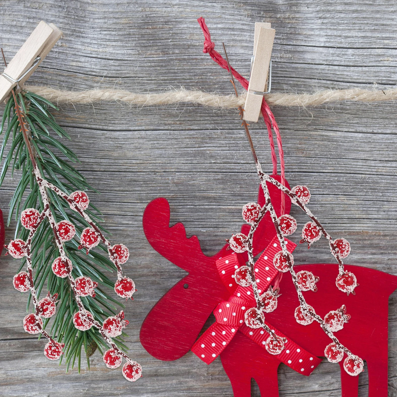 

15pcs Artificial Red Berry Picks Christmas Decorations High Realism Bright Color Home Party Holiday Supplies Wreath
