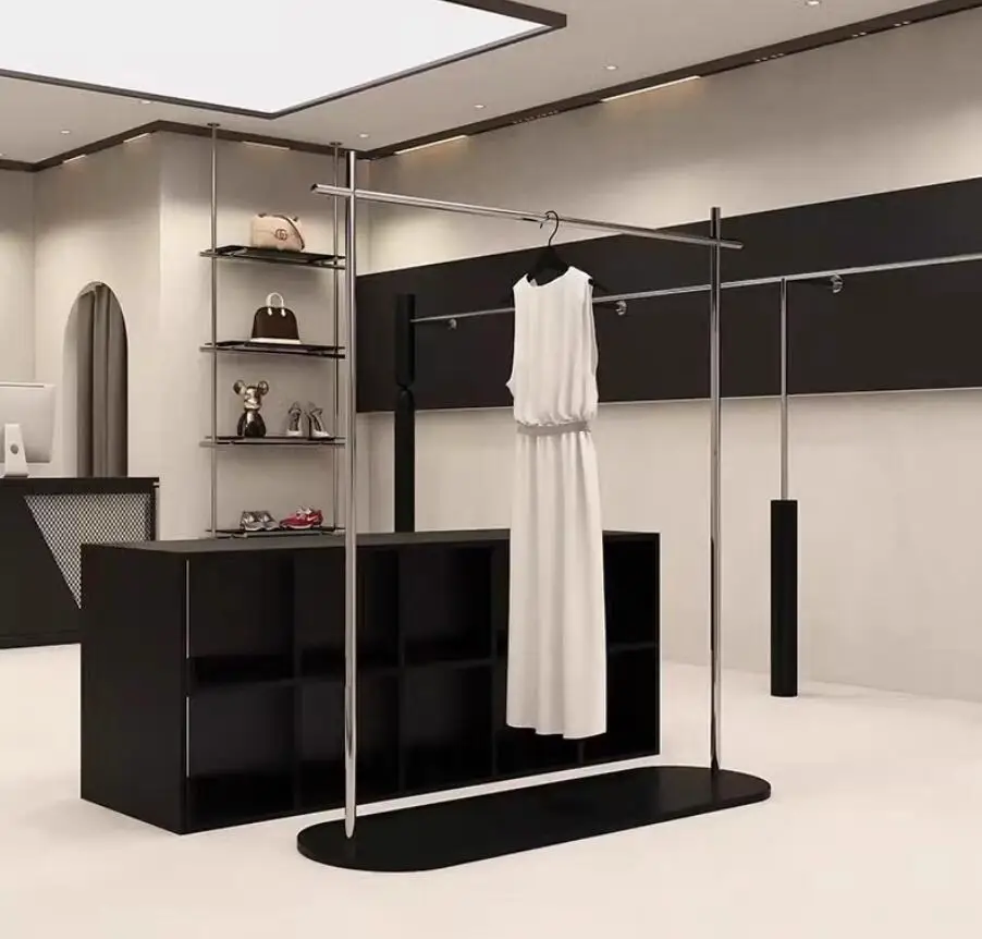 Floor-mounted garment display stand with side mounting rack