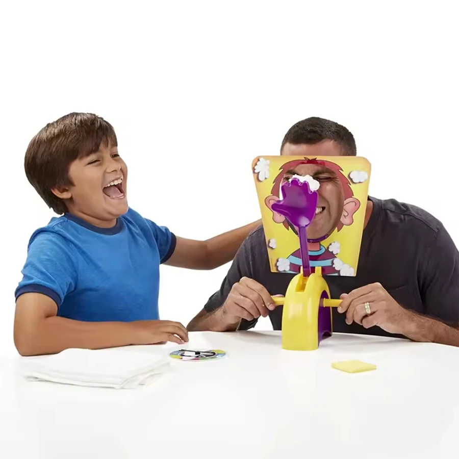 1pc Pie Face Gioco Whipped Cream nel viso Gioco da tavolo per famiglie per bambini Divertente gioco di società Gadget Scherzo Bavaglio Scherzi Giocattolo antistress