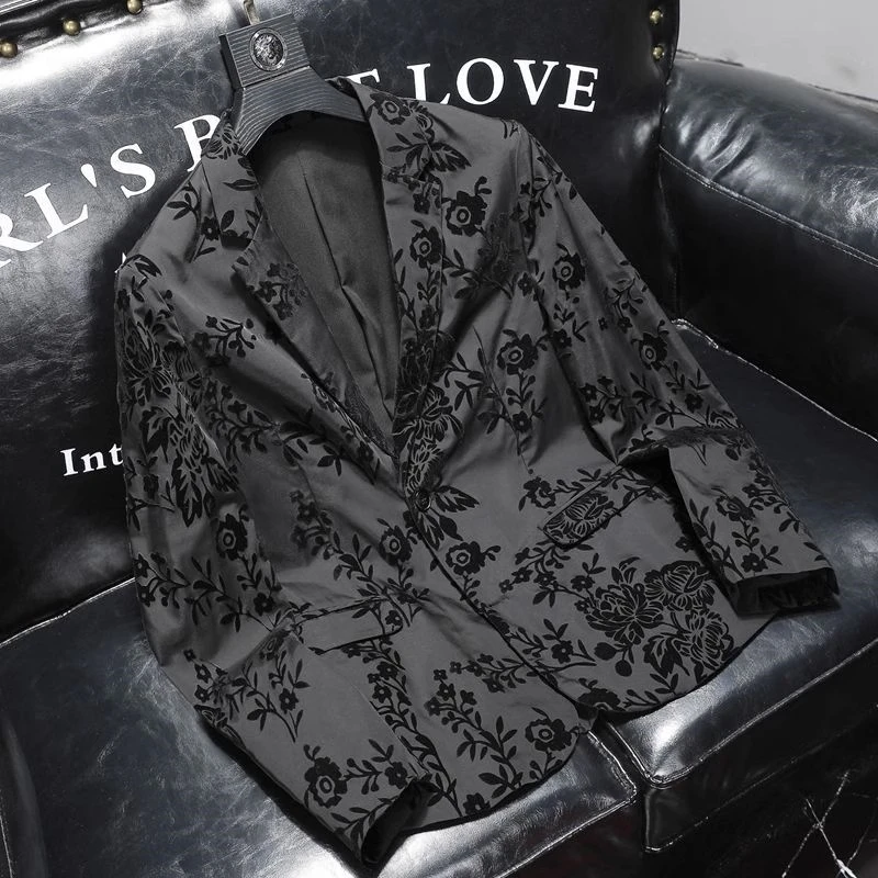 

Loose Casual Men's Suit Jaet Autumn Winter plus Size 300 Pou Ele k Flower Faionable Design American Leisure Sle