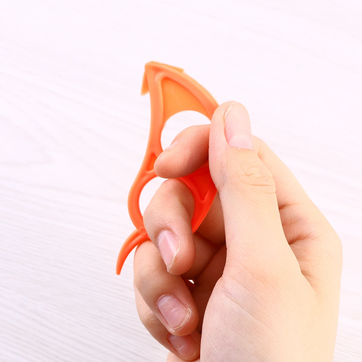 

10Pcs Orange Peelers Fruit Slicer Opener Cutter Lightweight Kitchen Tools Random Color Peeler Fruit Slicer