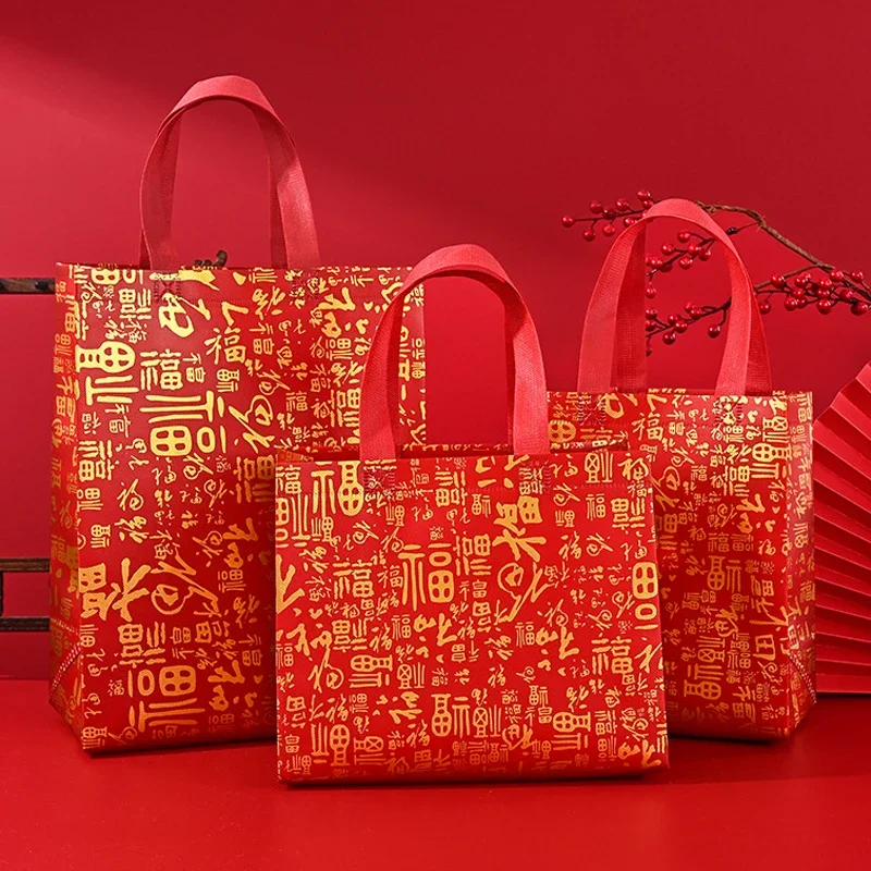 Chinese New Year Gift Bag 2025 Chinese Lunar Year Packaging Supplies Gifts Box Festival Non-woven Fu Word Red Lucky Tote Bags