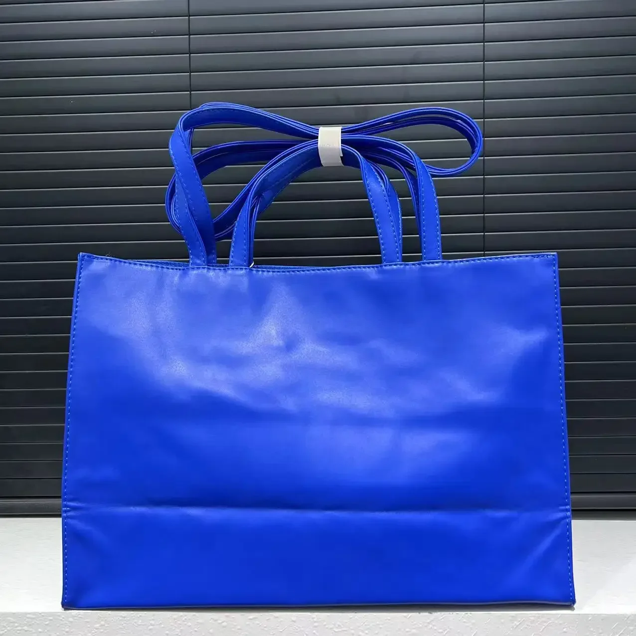 

Designer Women's Tote Bag High Quality One Shoulder Handbag Large Capacity Shopping Bag