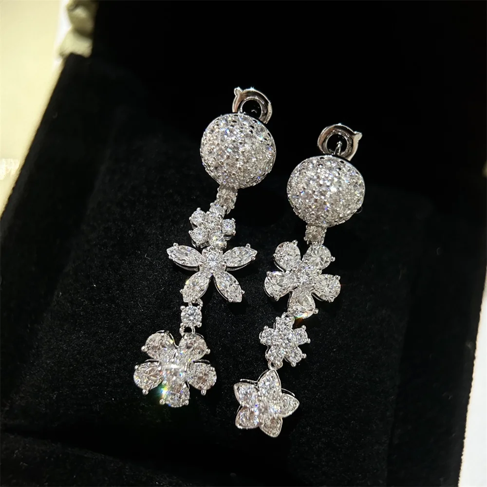 Luxury And Niche French Style Midsummer Night Dream Flower Yang Earrings Asymmetric Flowers 2023 New Earrings