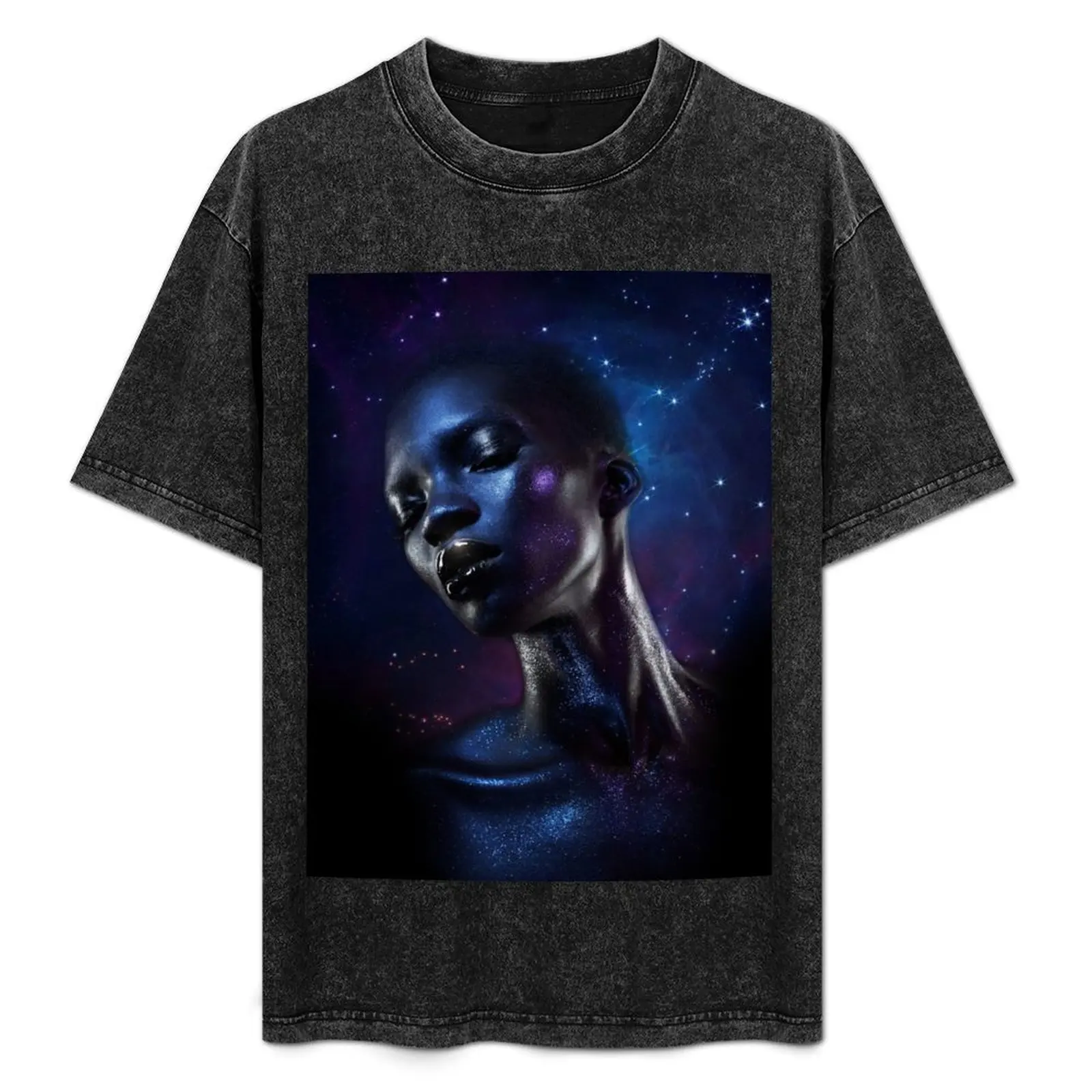 

AFRICAN QUEEN T-Shirt Worker Basic Short Sleeve Tee