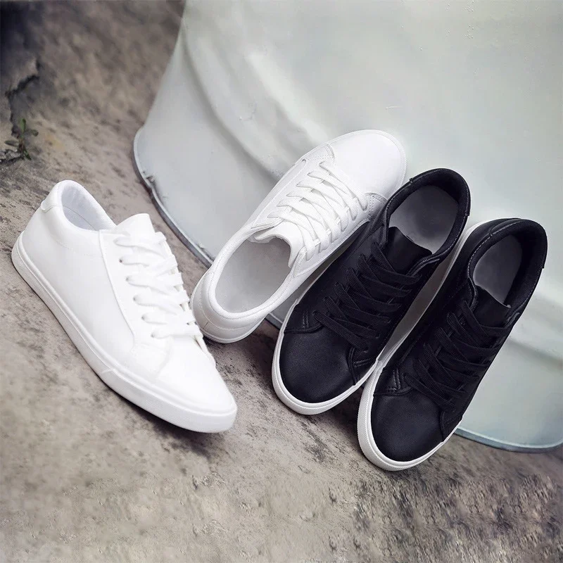 2024 Spring Summer Black White Shoes Women Fashion Sneakers Flat Soft Leather Casual Shoes Brand Ladies Sneakers A087