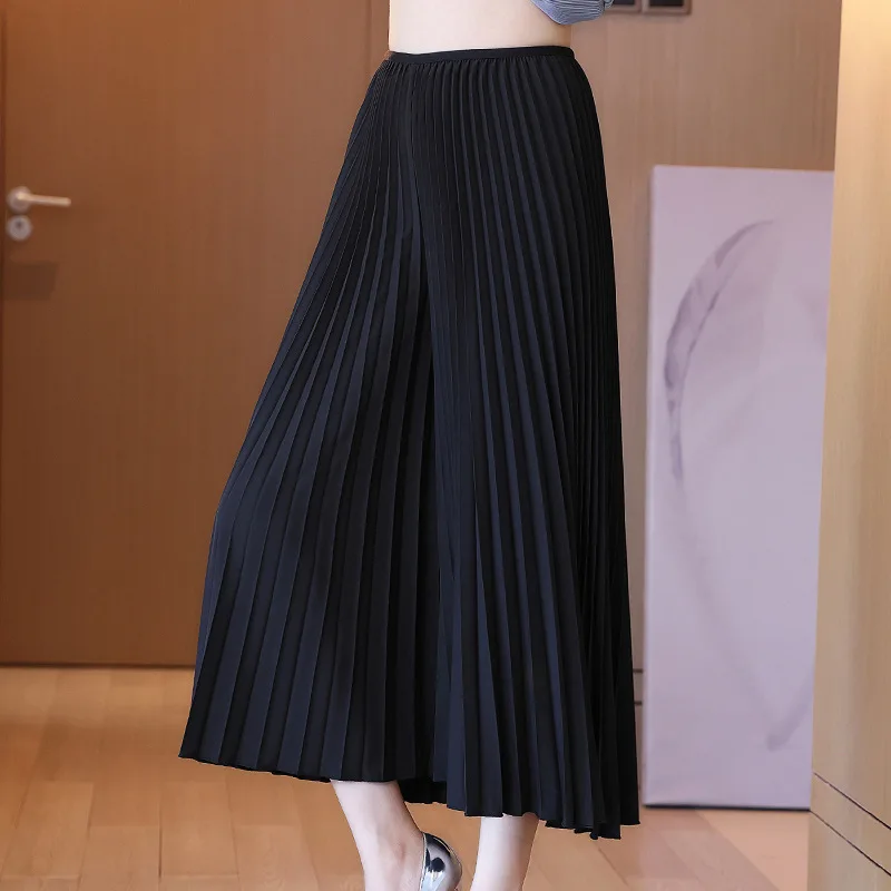 

Miyake Pleated Casual Pants for Women 2023 New Summer Fashion Striped Wide-leg Pants High-waisted Nine-point Pleated Pants Skirt