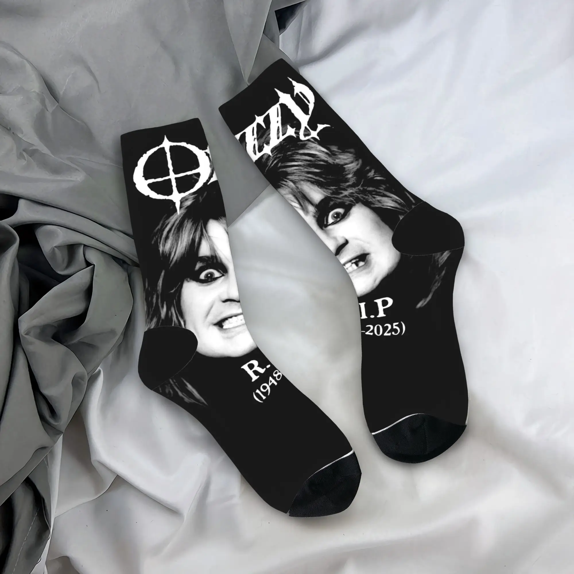 

OZZY OSBOURNE IN MEMORIUM Чулки Мужские носки Мягкие элегантные носки Зимние уличные антибактериальные носки с узором Подарок на день рождения