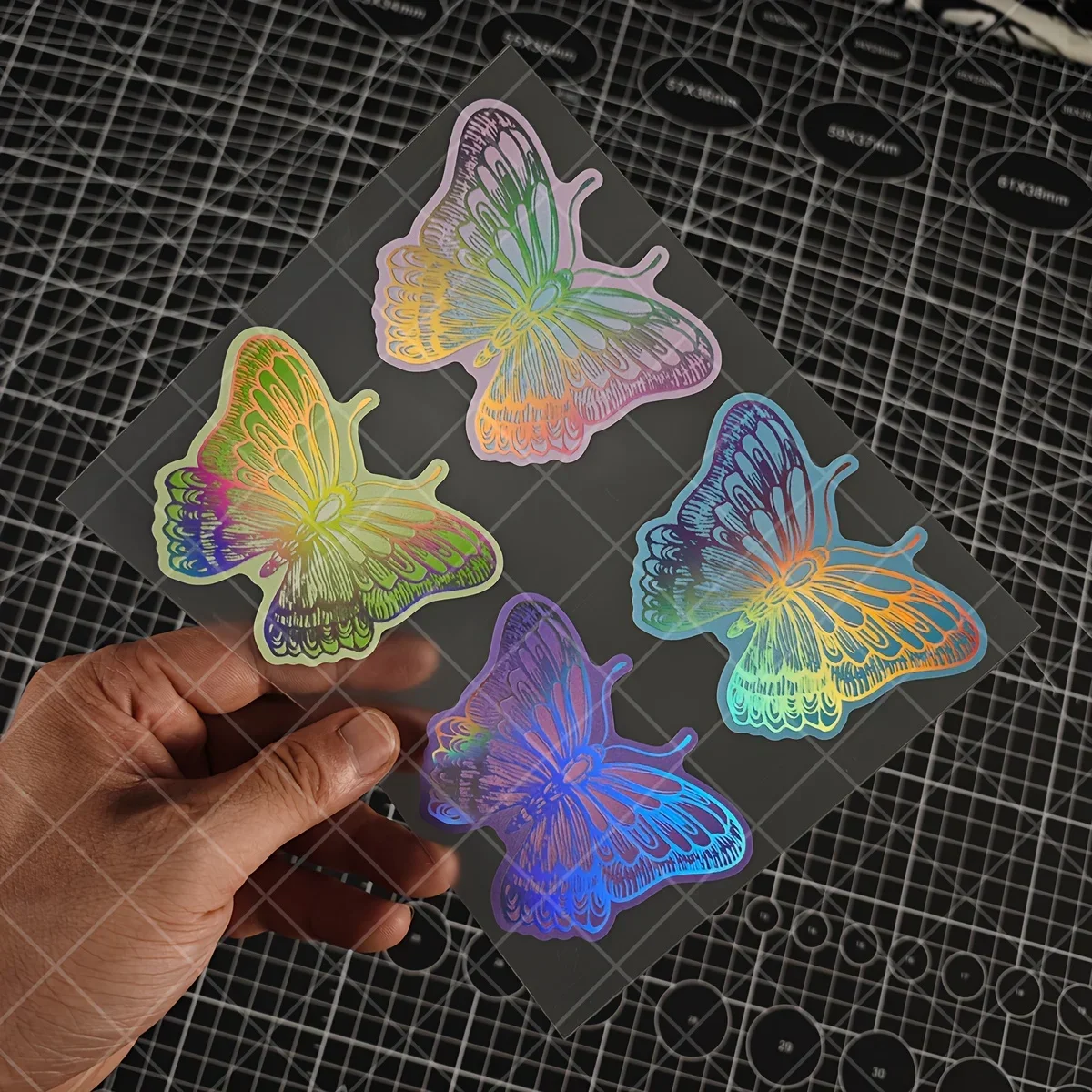 สติกเกอร์รูปผีเสื้อโฮโลแกรมสำหรับรถยนต์และมอเตอร์ไซค์ 4 ชิ้น/ชุด, ดีไซน์สะดุดตา, อุปกรณ์ตกแต่งภายนอกรถยนต์และมอเตอร์ไซค์ส่วนบุคคล