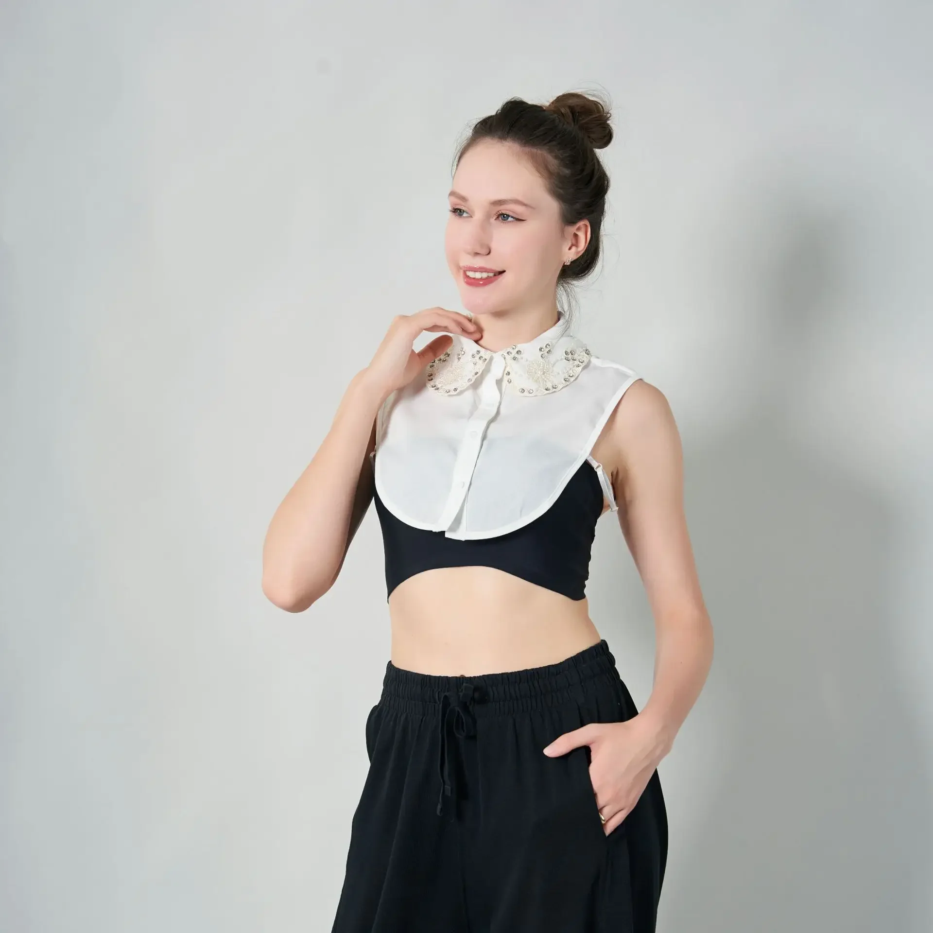 Handcrafted Rhinestone Embellished Peter Pan Collar Detachable Shirt Collar Vintage Style Women s Necklace Accessory