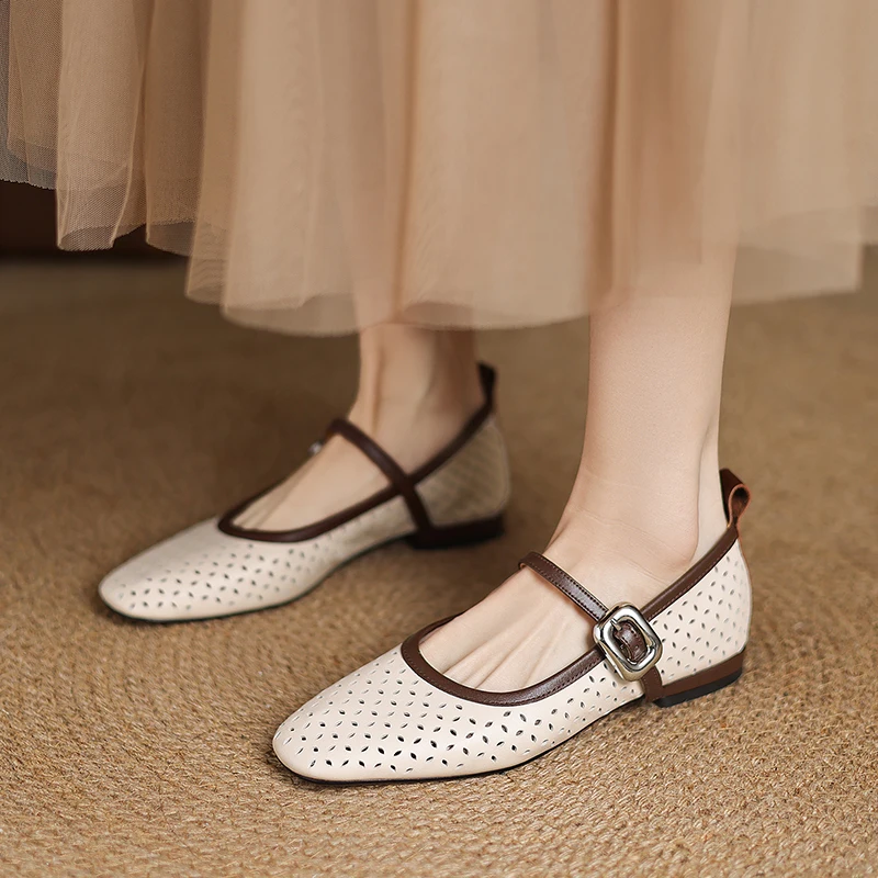 

Новые женские туфли Мэри Джейн из натуральной кожи с круглым носком, дышащие, с эластичной пряжкой, на низком каблуке, модные, с перфорацией