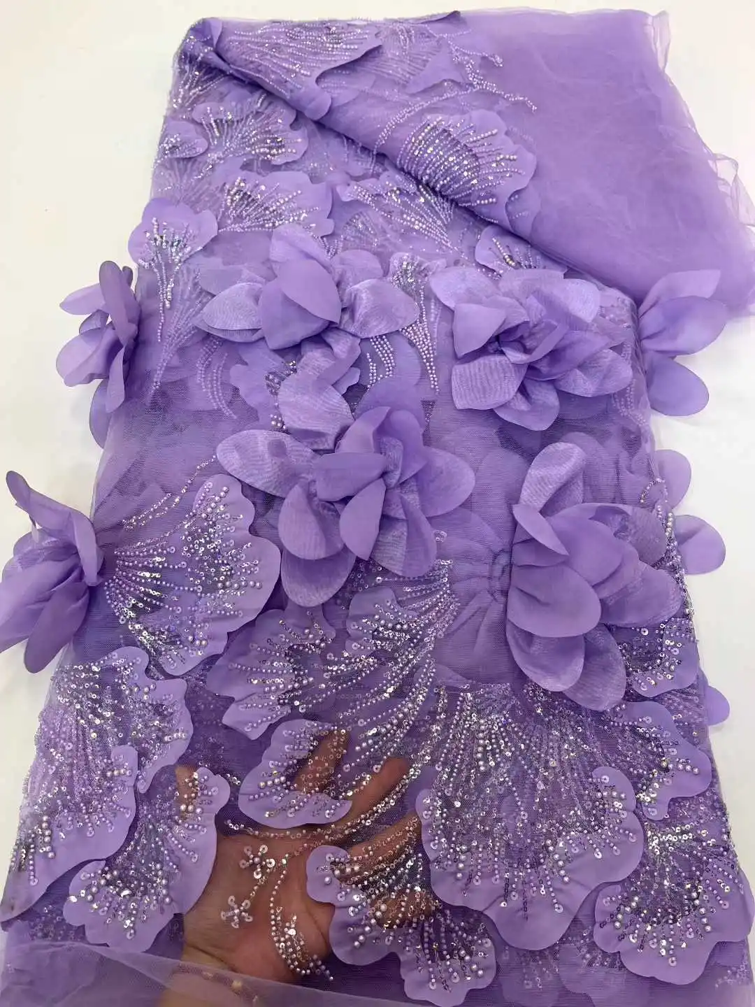 3D Flower Sequins Lace Fabric Luxury French African Embroidery Beaded Tulle Lace Fabric for Dinner Wedding Clothing Material