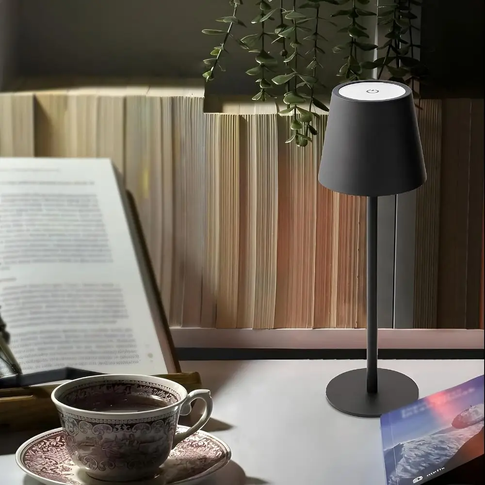 Lampe de bureau rechargeable Versa LED USB-C, batterie 5200 mAh, 3 modes de couleur, commande tactile, hauteur réglable, noir (paquet de 2)