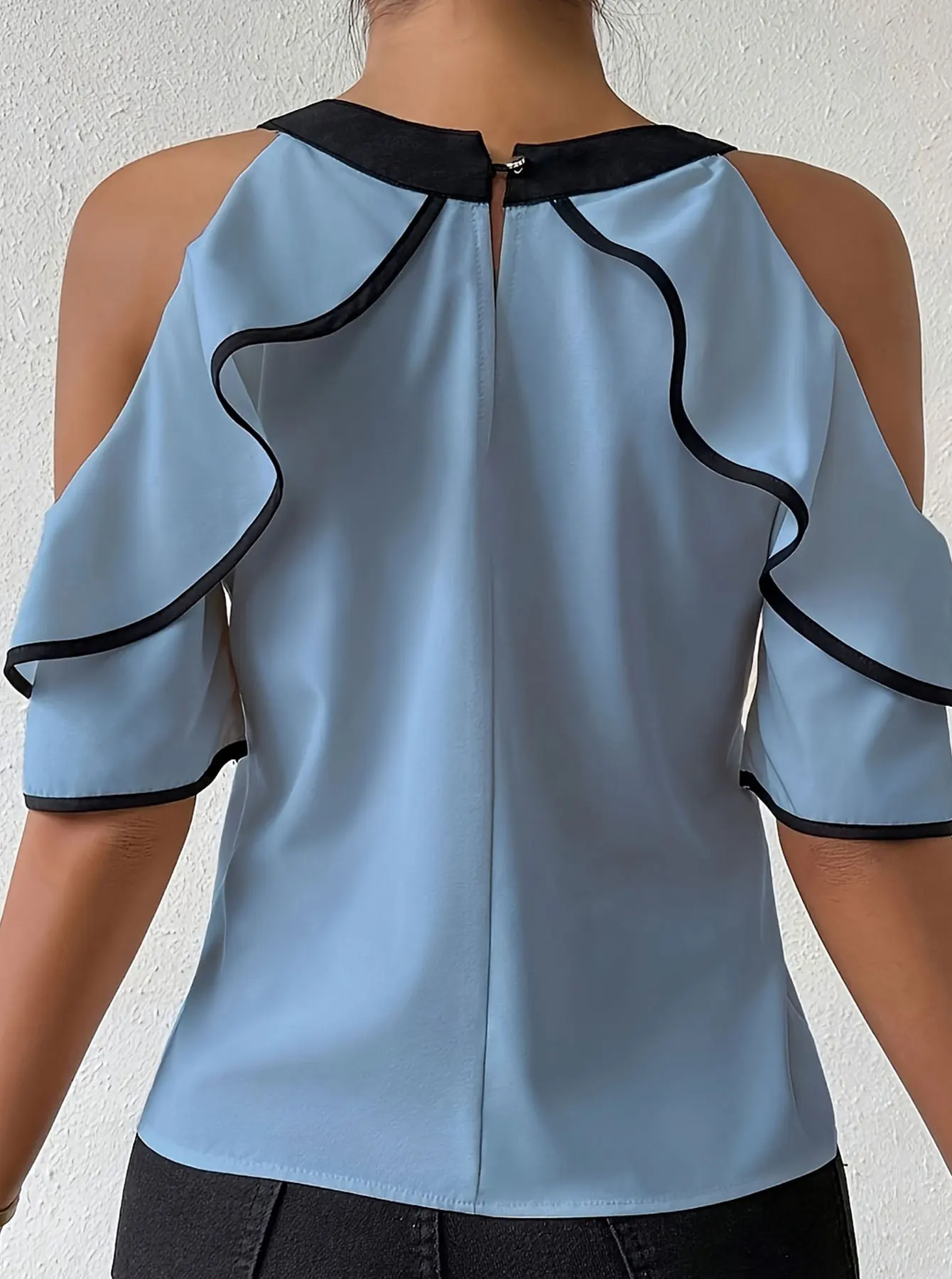 قميص نسائي أزرق فاتح مقاس كبير قميص صيفي أنيق أنيق كاجوال قميص نسائي عصري أزرق فولاذي لامع