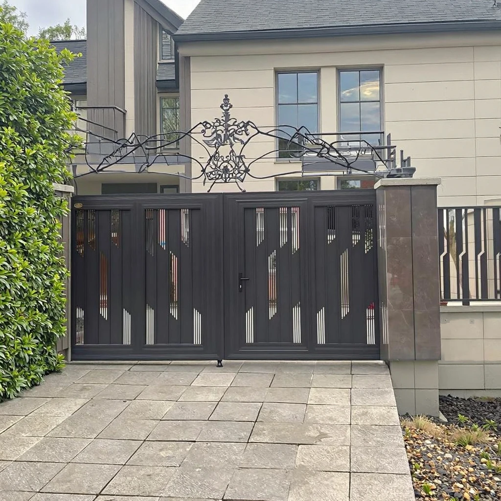 

Customization Aluminium Courtyard Gate Garden High Quality Creative Pattern Gate Villa Entrance Security Gate
