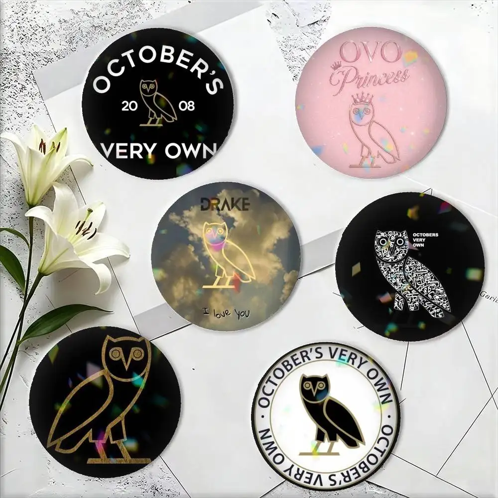 D-Drake OvO OWL 25 32 44 58 75mm Badges Personalized Round Brooches Pins Accessory Gift