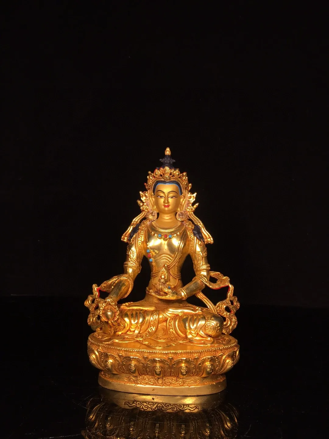 

Tibetan brass gilt painted face drawing Tibetan King Bodhisattva sitting statue Home Hall supplies 21cm small size ornament