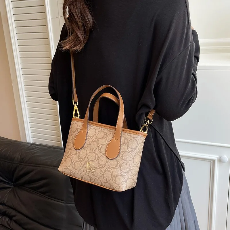 

Luxury Brand Elegant Handbag for Women, Classic Leather Tote Bag Popular Shoulder Design By Famous Designer Ladies