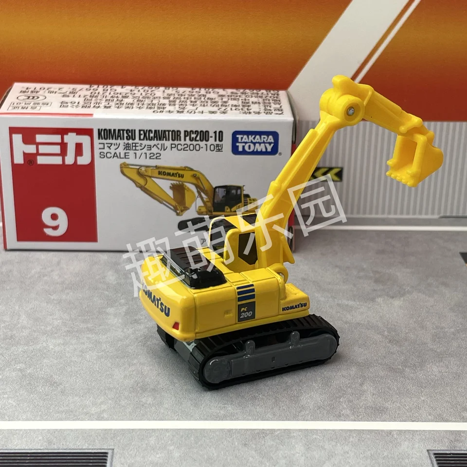 Original Takara Tomy Tomica Car 1/64 Diecast No.9 Komatsu