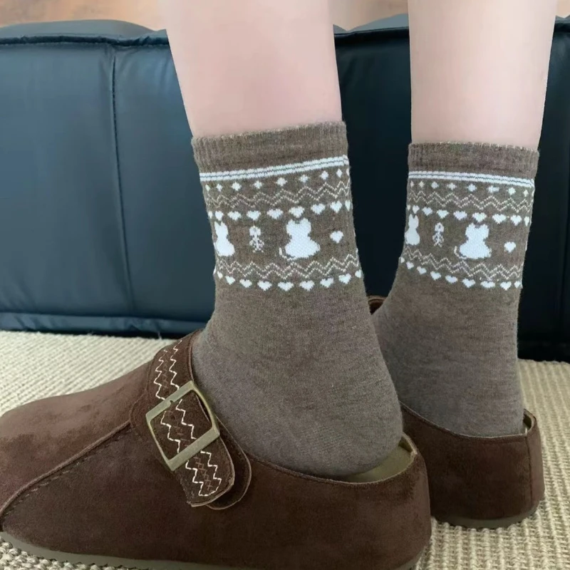 1/4 أزواج ربيع الخريف جديد الرجعية العرقية الجوارب المألوف تنوعا المرأة منتصف جوارب أنبوبية أنيقة بسيطة مخطط المرأة الجوارب