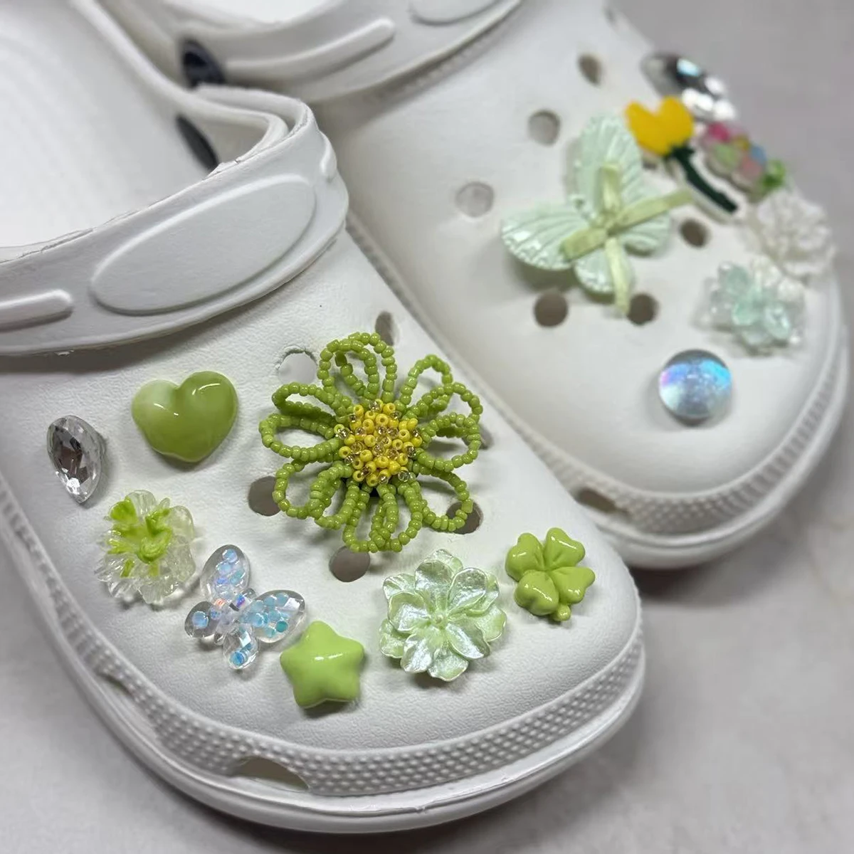 2026 Green Beaded Flower Butterfly Resin Shoe Charms DIY Shoe Accessories Kawaii Embellishments for Clog Garden Shoe Decor