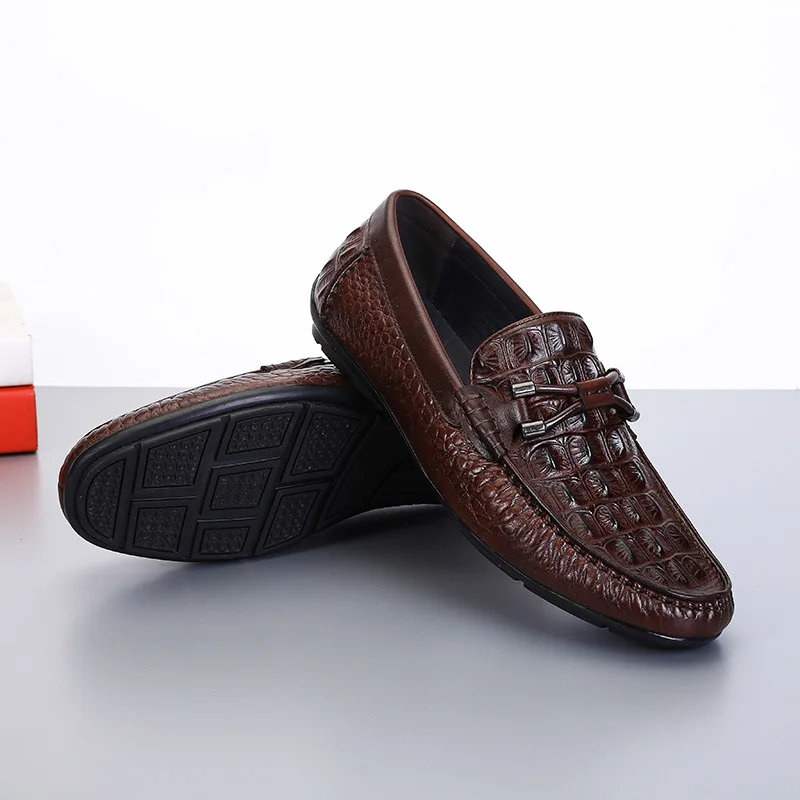 New Driving Shoes Mens Shoes Genuine Leather Shoes Loafer Cow Leather Crocodile Pattern Hasp Casual Shoes Zapatos Hombre