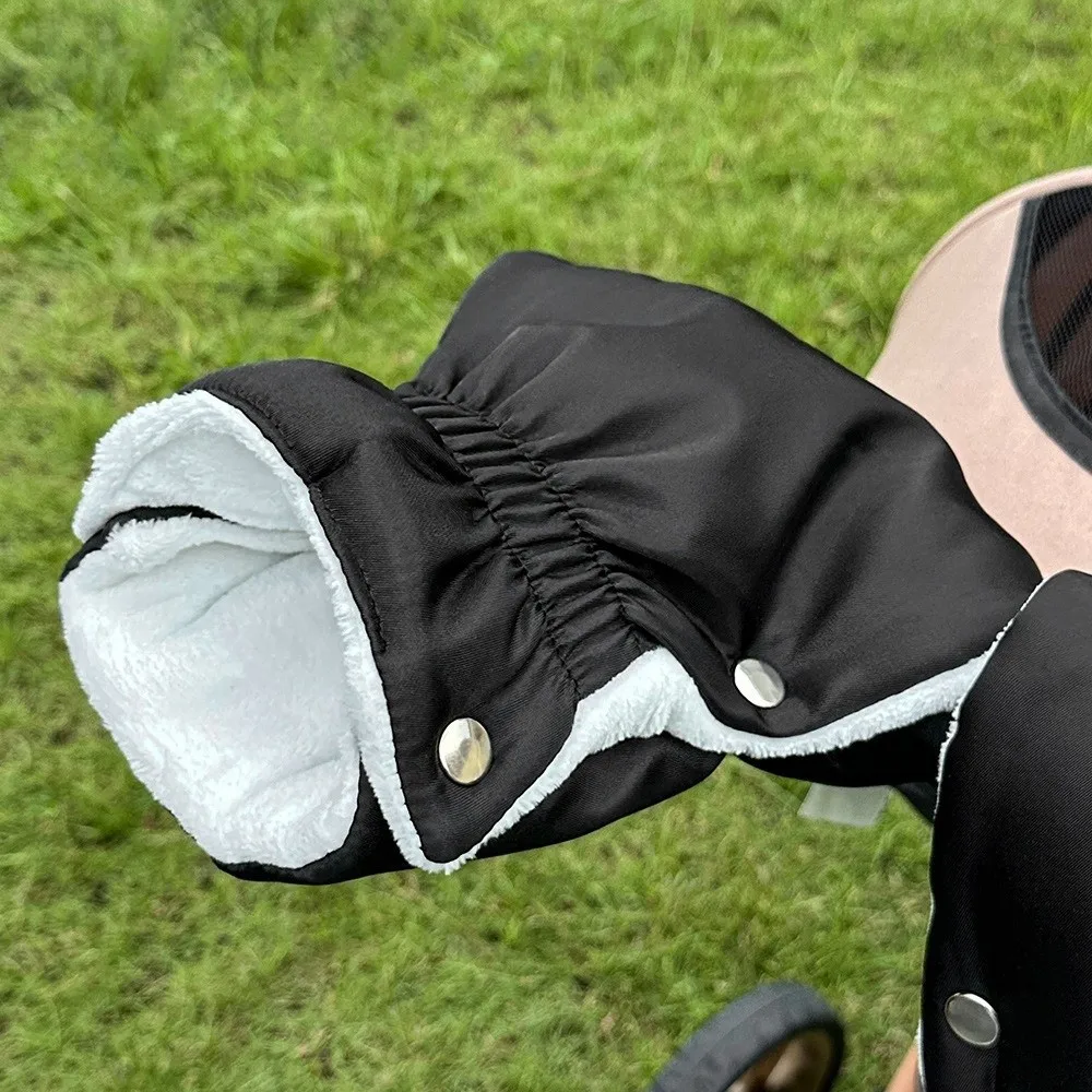 1 Pair Thickened Winter Stroller Gloves Soft Velvet Waterproof Handrail Gloves Windproof Black Color Stroller Mitten
