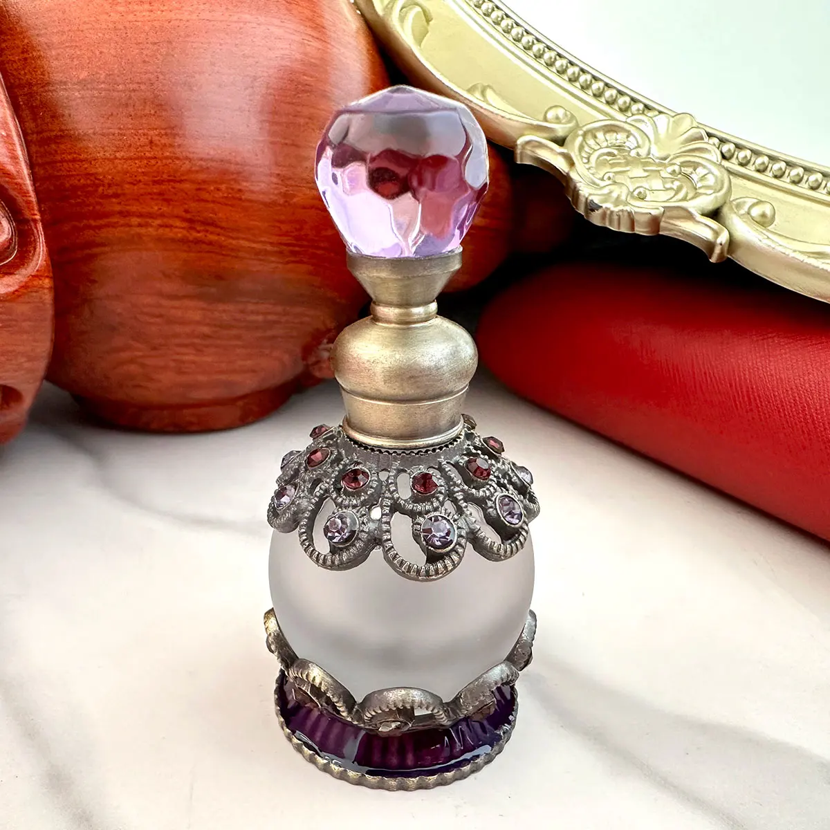 4 Types 15ml Vintage Perfume Refill Bottle Handmade Painting Small Empty Refillable Bottles Metal Glass Wedding Decor Gift