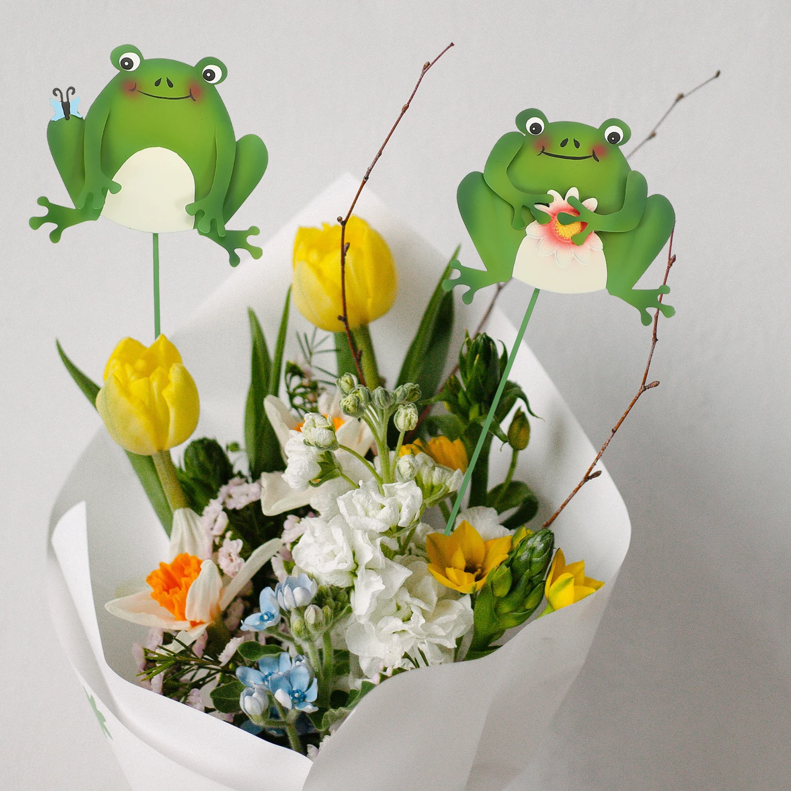 

2 Pcs Frog Flower Insert Artificial Frogs Decor Adorable Simulation Garden Stake Yard Lawn Ornament Metal Planter Decor