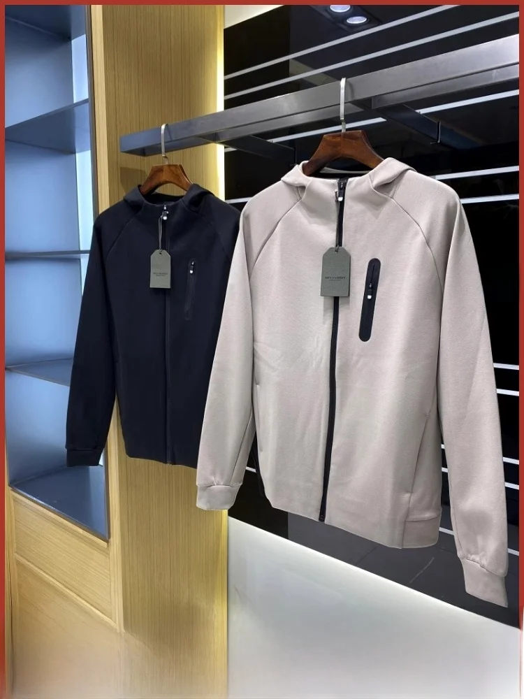 

Functionali Meets Sle: Men's Cus Woven Space Cotton Spor Hooded Jaet with Durable Water Resistance for Autumn