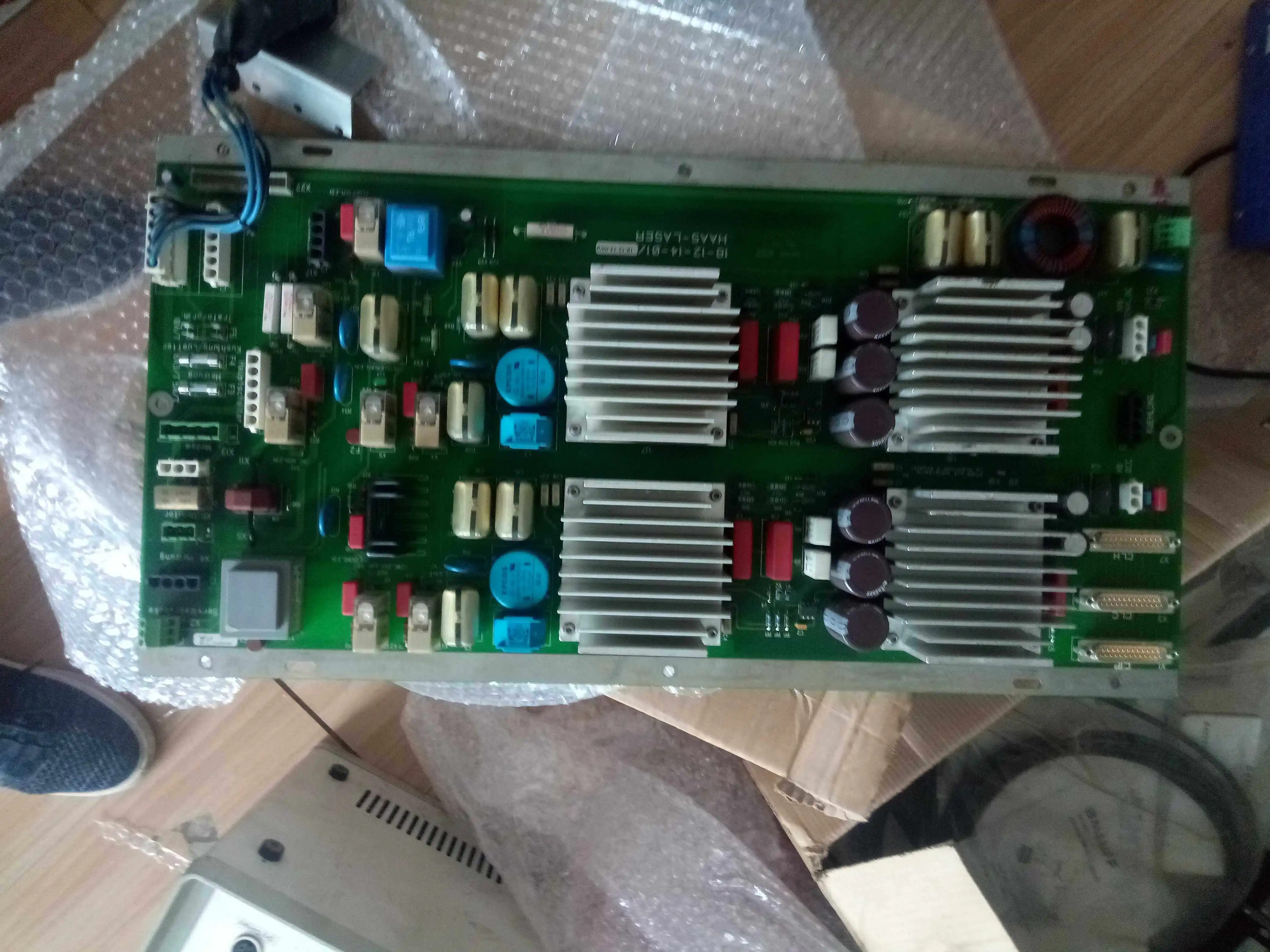 HAAS-LAS Er Haas 18…