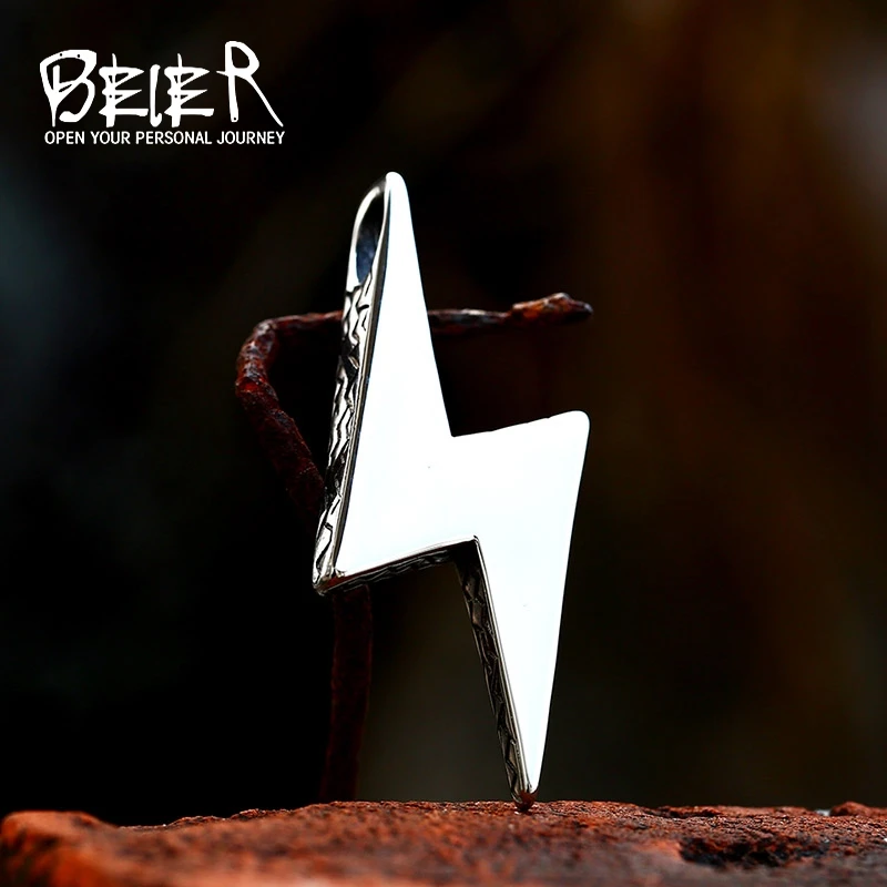 BEIER 2023 New Simple Design Stainless Steel Lightning Pendant Cool Necklace For Men