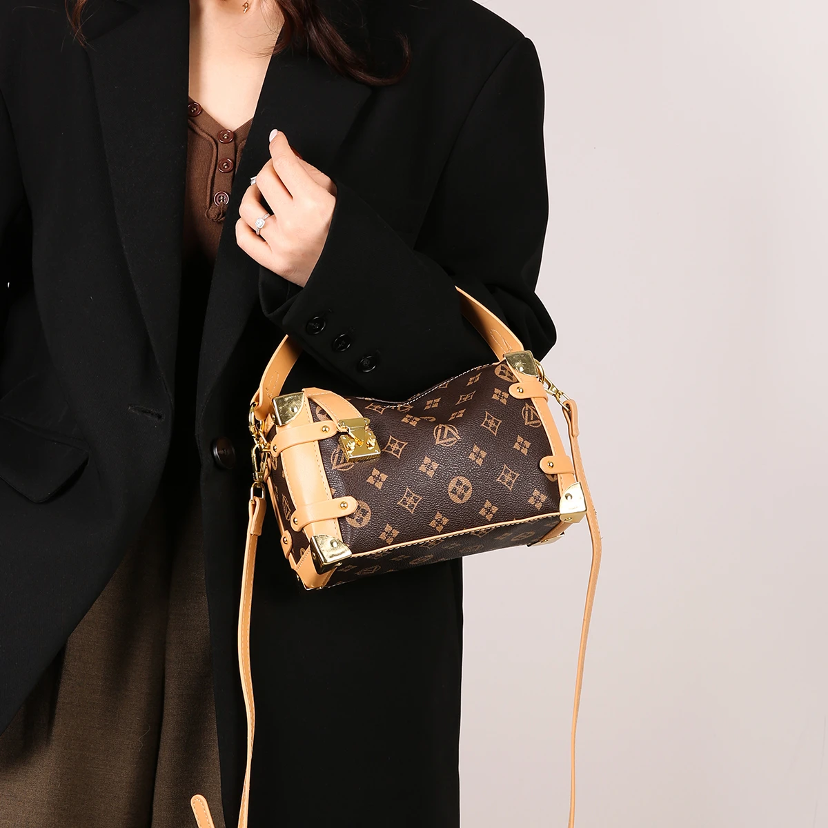 

Chic Designer-Inspired Zipper Crossbody Bag For Women Elegant Leather Tote Vintage Minimalist Style Women's Shoulder Bag