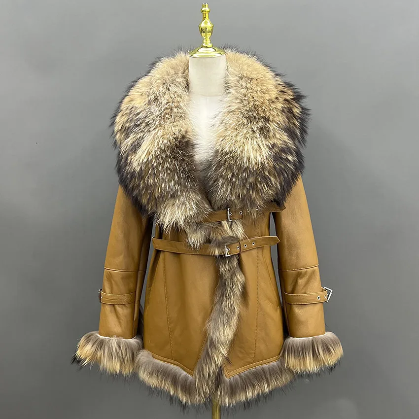 Janefur casaco feminino de shearling de ovelha com gola de pele de guaxinim feminino lã de cordeiro jaqueta quente e grossa JFB9-25005
