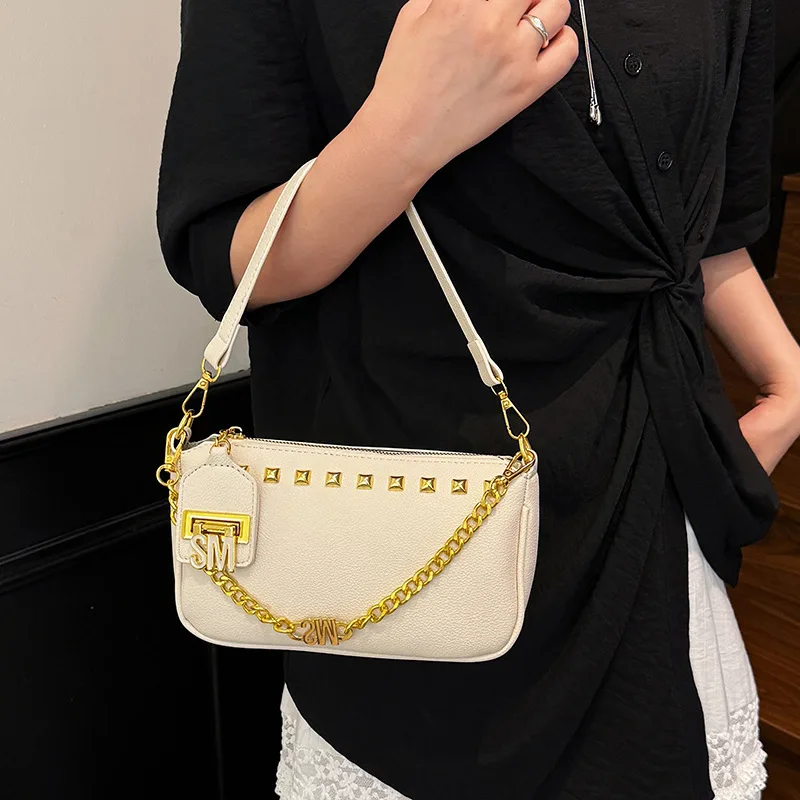 Sac Design de Niche pour femmes, petit sac carré avec chaîne à la mode, messager à bandoulière de personnalité tendance, offre spéciale d'hiver 2026