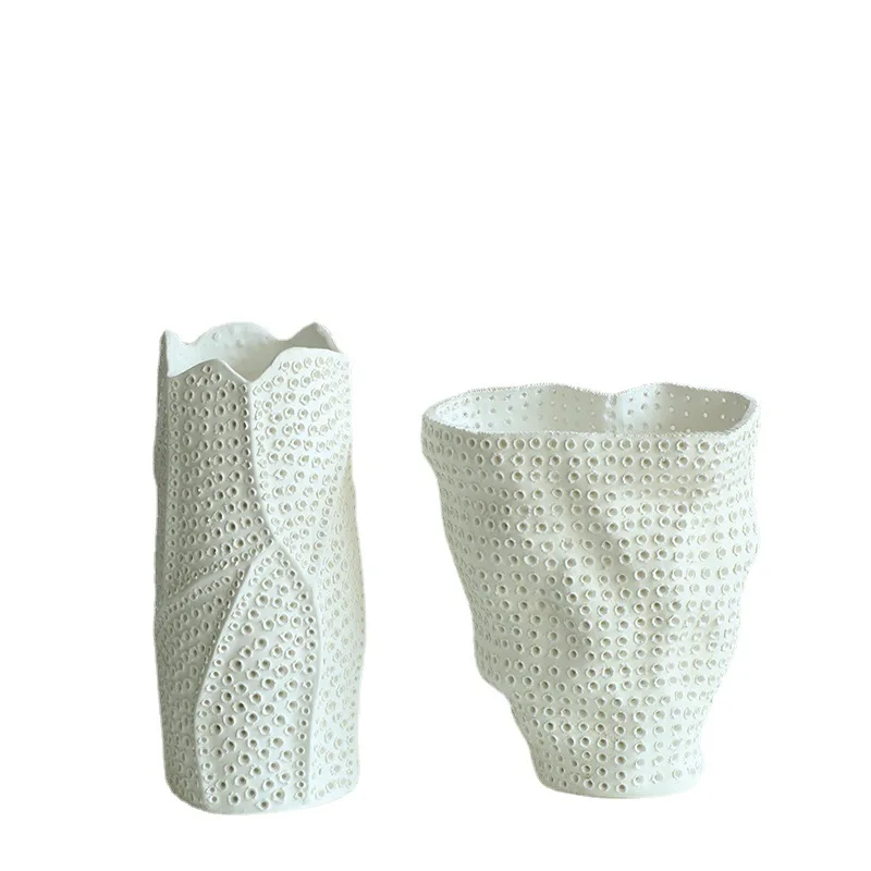 

Modern, minimalist, home furnishings, decorations, freshness, ceramics, vases, furnishings