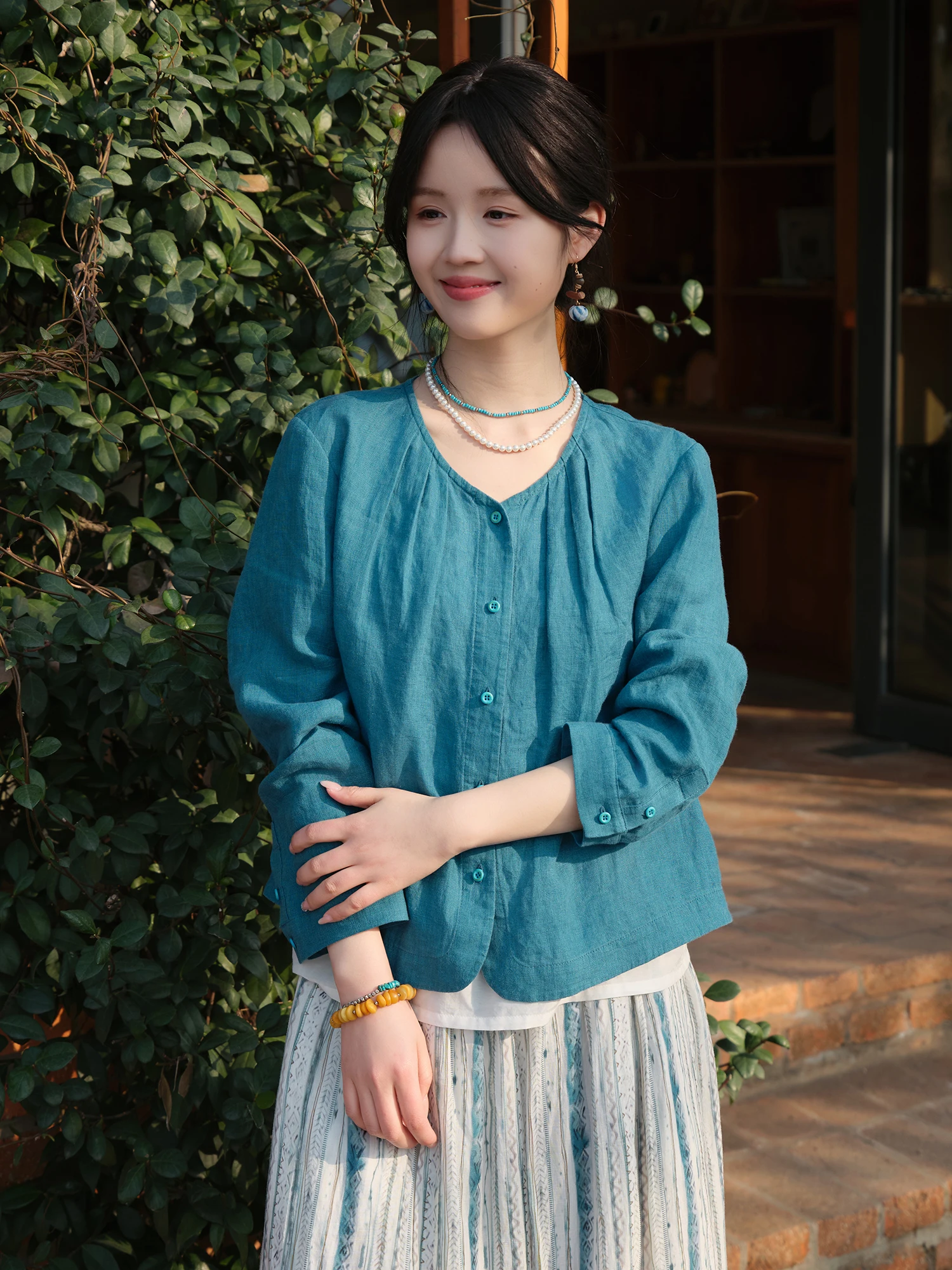 

Artistic Style Women's Shirt Ling Blue Story H1524 26 Spring Loose Fit Linen Long Sleeve round Neck 14 Threads Breathable