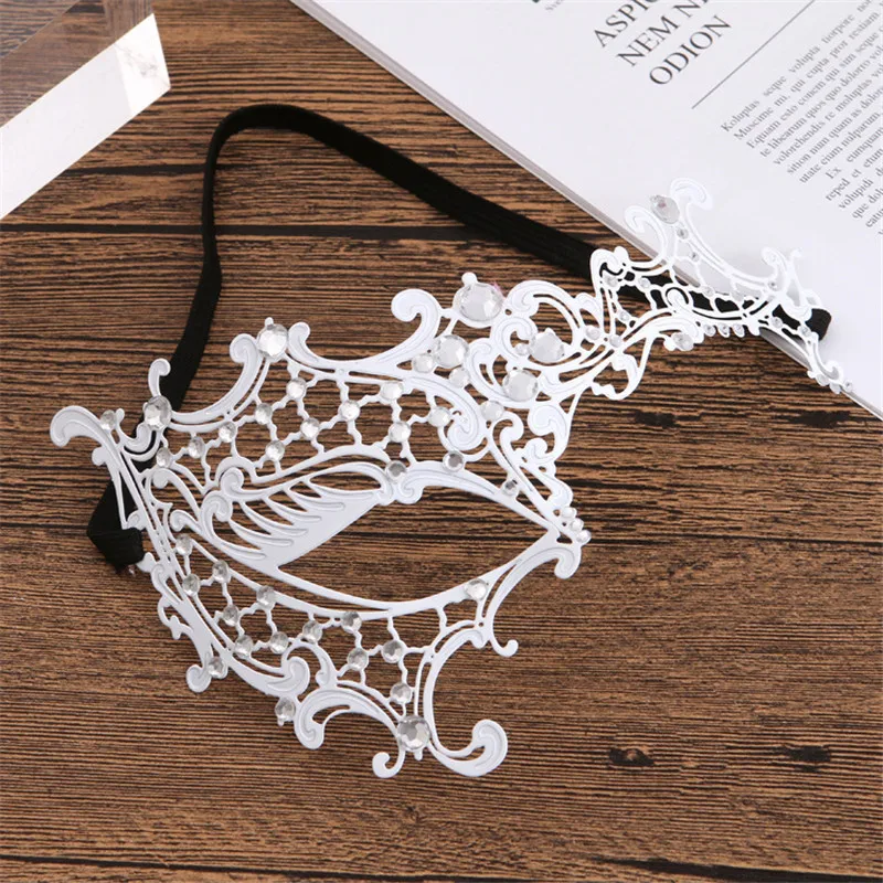 Masques demi-visage en biscuits à un œil pour Halloween, accessoires de cosplay sexy, robe de paupières, jeux de rôles, vacances, Noël