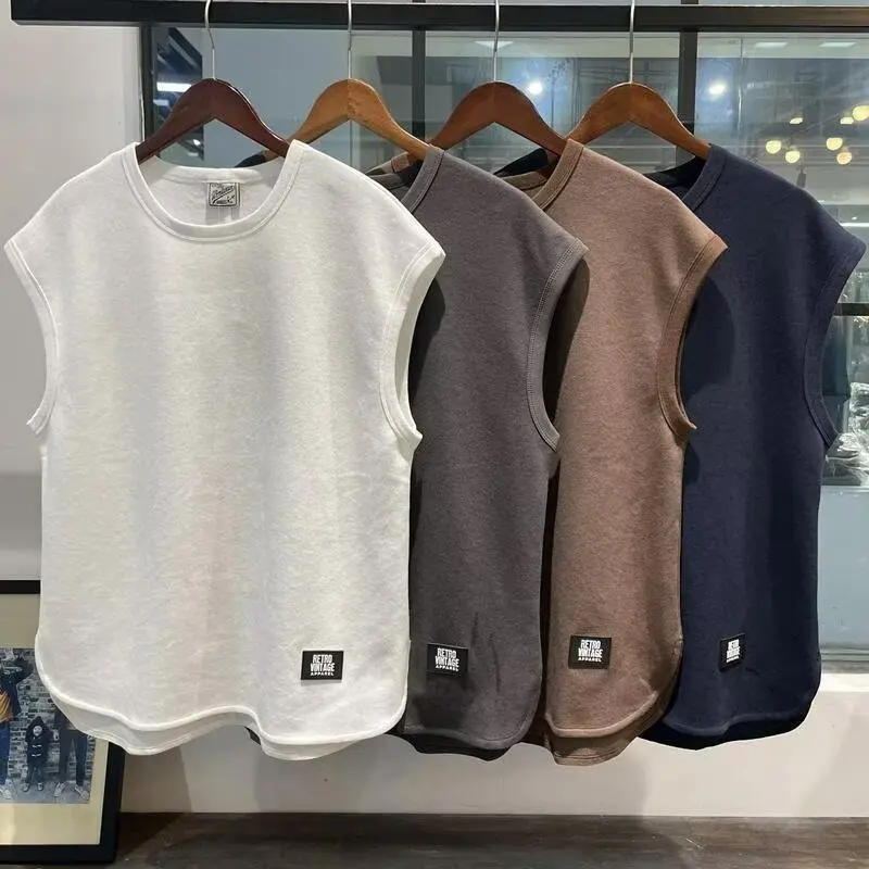 

2025American retro sleeveless T-shirt for men, loose and versatile, solid color casual, men's solid color vest for outerwear