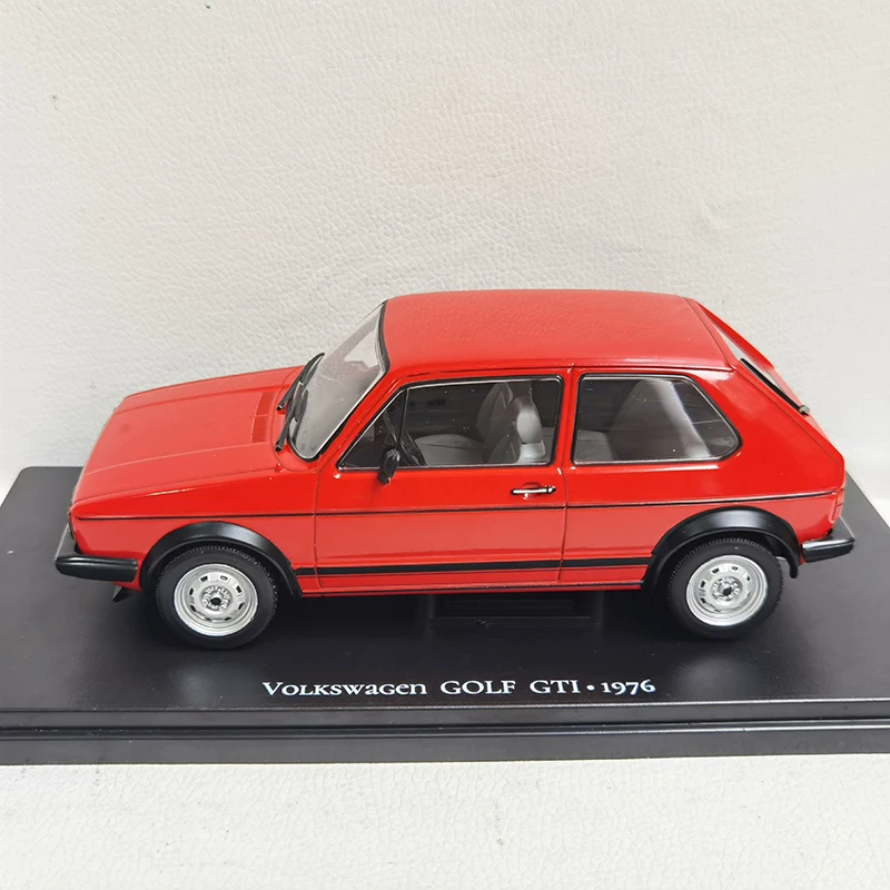 IXO 1:24 Scale GOLF GTI 1976 Simulation Alloy Car Model Diecast Toy Collectible Ornaments