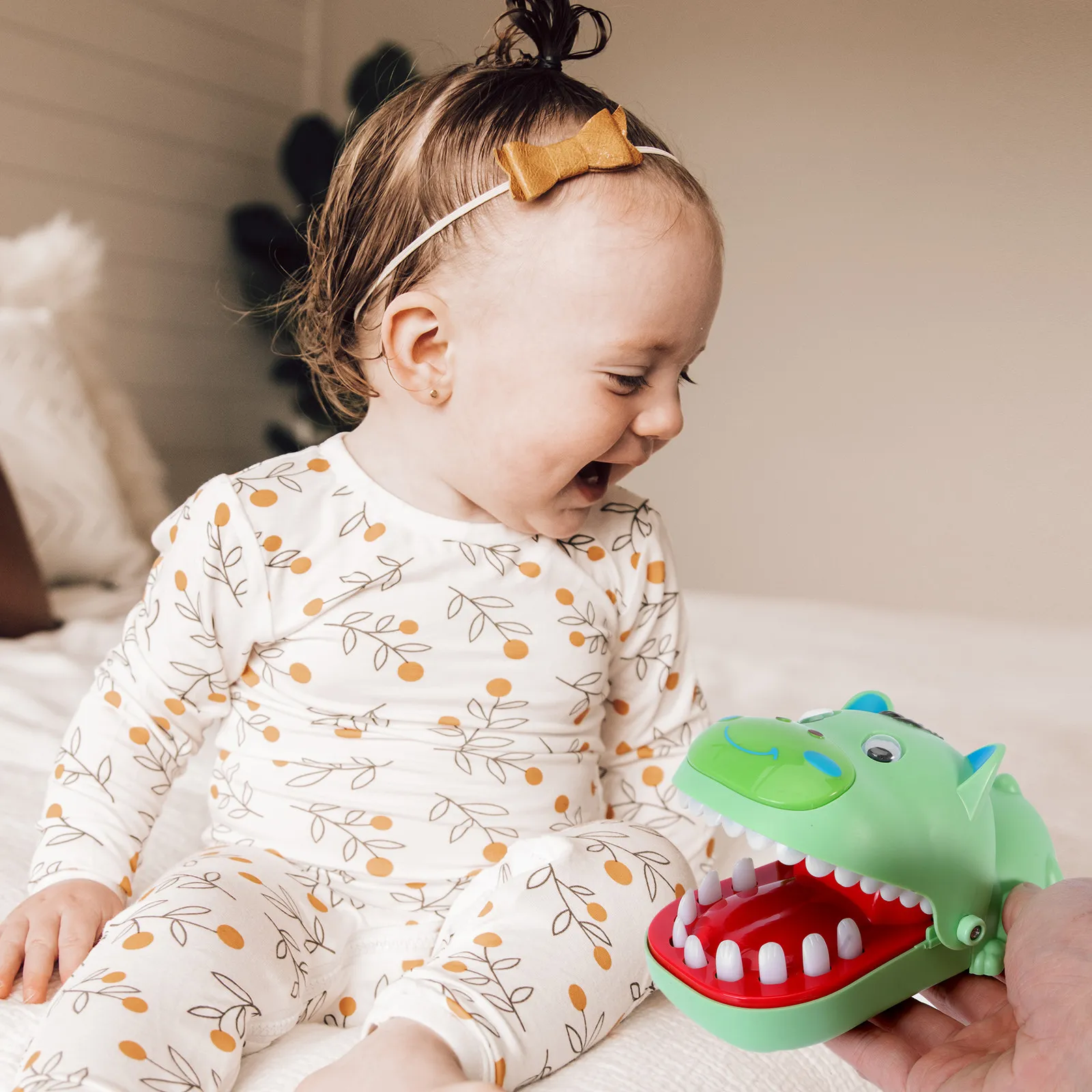 1-unidade-de-brinquedo-de-urso-dentista-que-mordilha-o-dedo-ideal-para-brincadeiras-entretenimento-familiar-treino-de-reacao-e-como-presente-brinquedo-de-urso-simulado