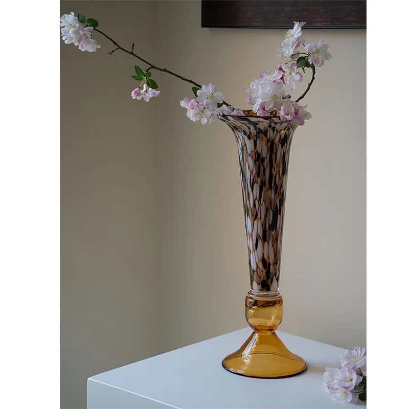 Medieval glass vase pattern ornament, living room flower arrangement, high-end home decoration ins style high foot
