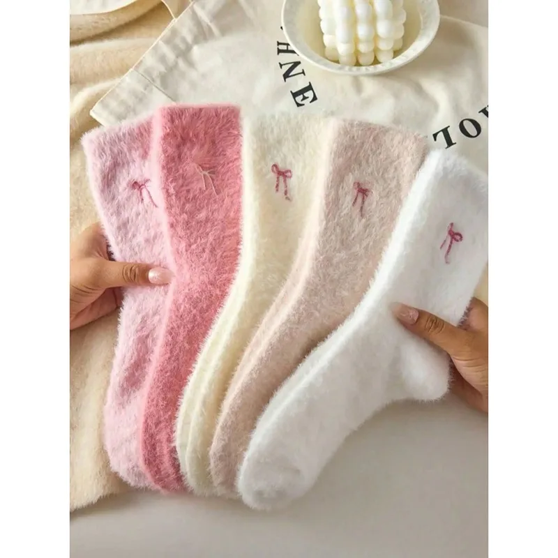 

Autumn Winter Fleece Bow-Tie Plush Socks Woman Cute Sweet Mid-Calf Socks Thickened Warm Home Sleep Short Socks for Girls