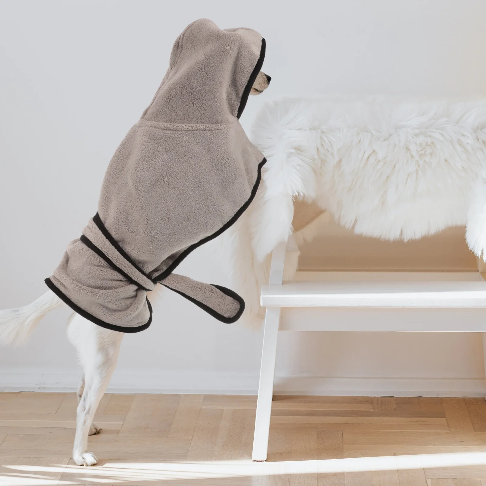 

Pet Bathrobe for Dogs Cats Puppy Polyester Clothes Durable Lightweight Absorbent Bath Towel Indoor Wearable Design Supple Dog