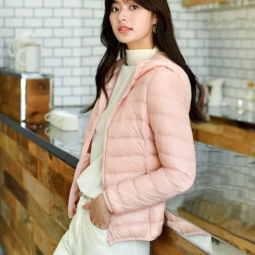 أسفل المعاطف