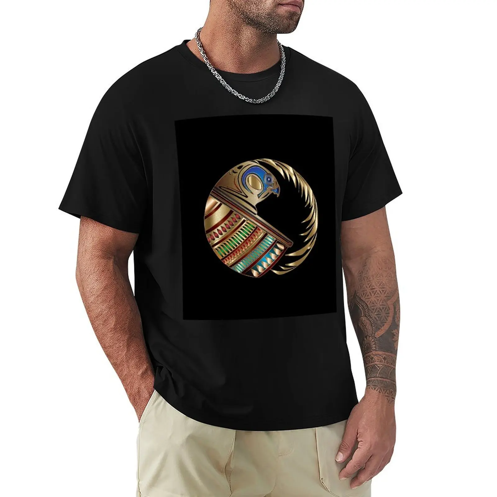 Gold Horus The Sentinel Amulet T-Shirt Worker Basic Short Sleeve Tee