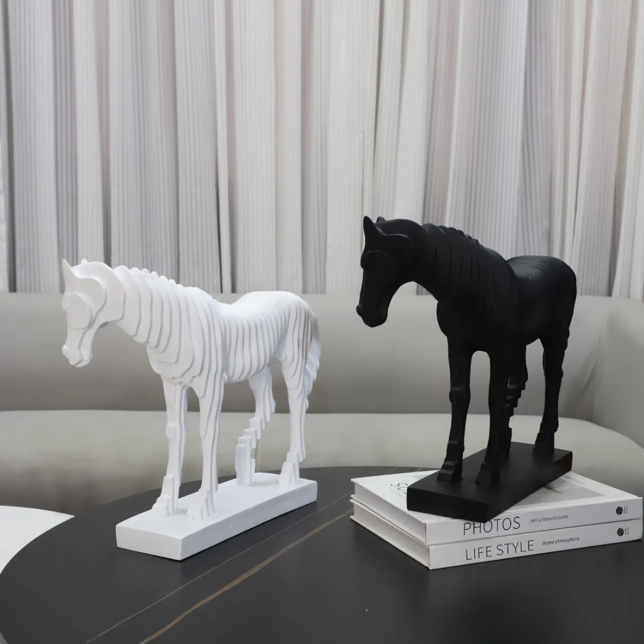 &q Resin Crafts Artificial Animal Horse Sculpture Geometric Section Home Decoration Mainland China
